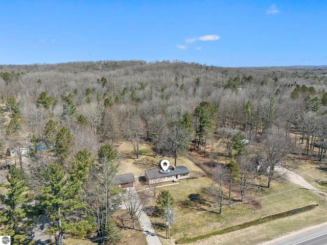 11881 E M-55, Cadillac, MI 49601