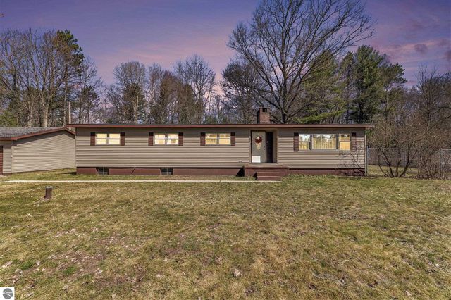 11881 E M-55, Cadillac, MI 49601