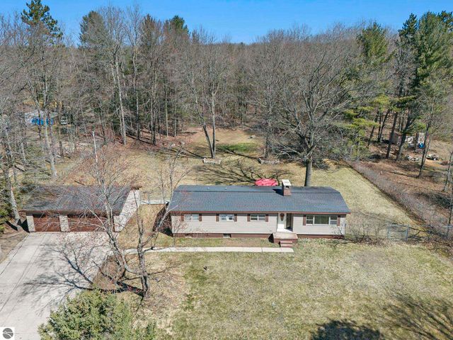 11881 E M-55, Cadillac, MI 49601