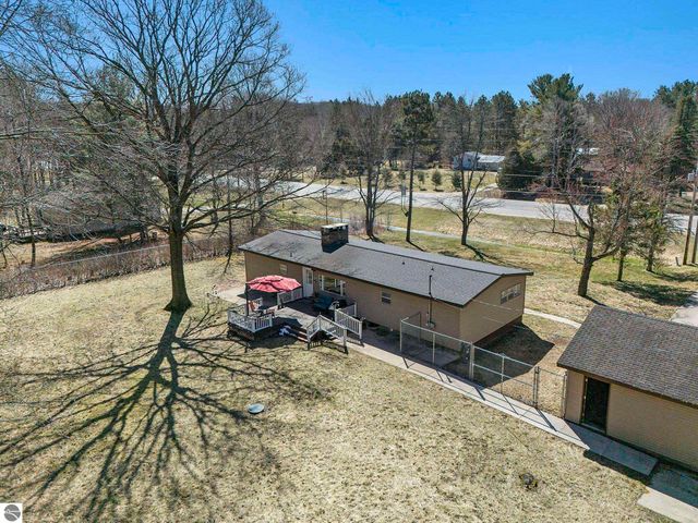 11881 E M-55, Cadillac, MI 49601