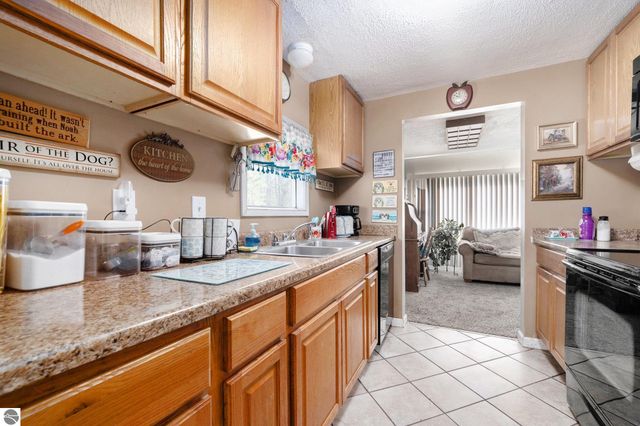 11881 E M-55, Cadillac, MI 49601