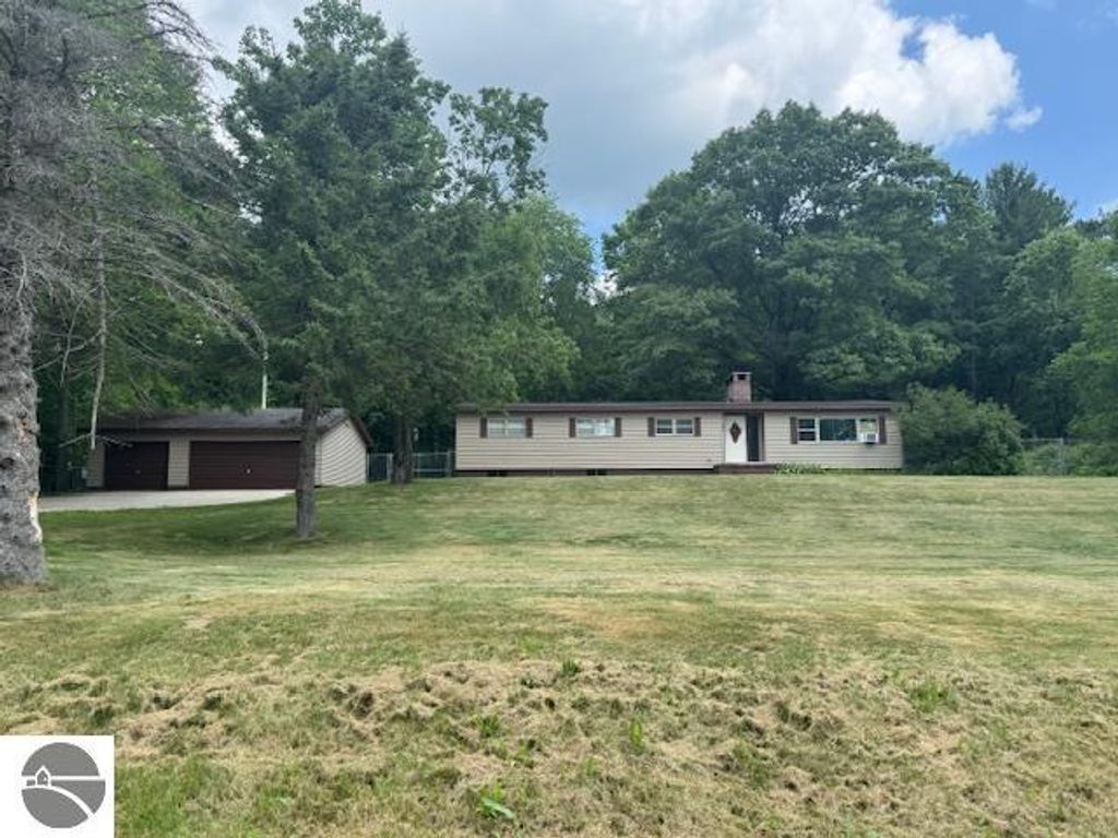 11881 E M-55, Cadillac, MI 49601