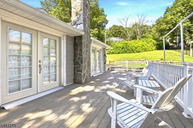 66 Minnisink Rd, Jefferson Twp., NJ 07849