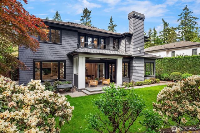 3143 Hunts Point Road, Hunts Point, WA 98004