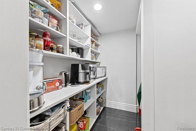 17965 Beck Road, Northville, MI 48168