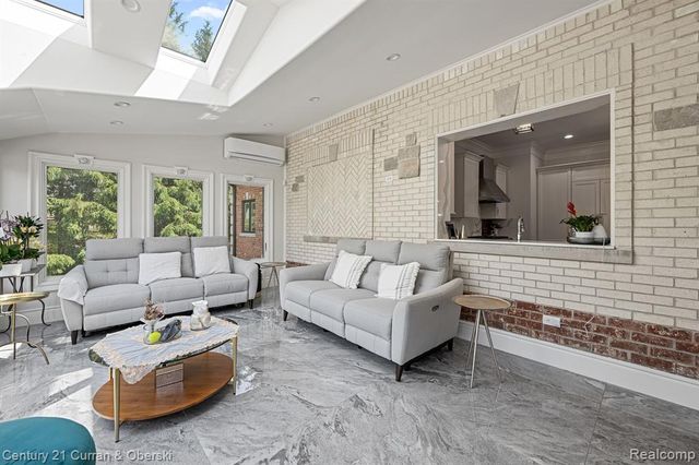 17965 Beck Road, Northville, MI 48168