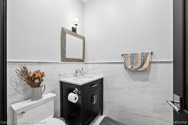 17965 Beck Road, Northville, MI 48168