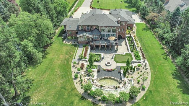 17965 Beck Road, Northville, MI 48168