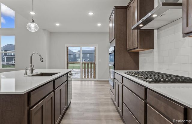 51079 Deerbrook Drive, Macomb, MI 48042