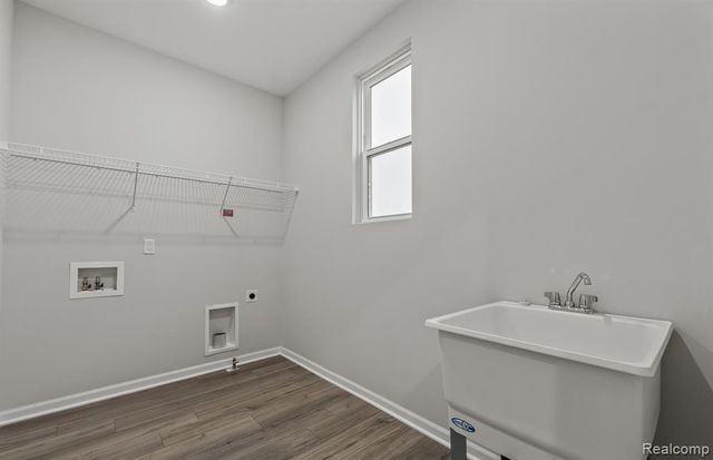 51079 Deerbrook Drive, Macomb, MI 48042