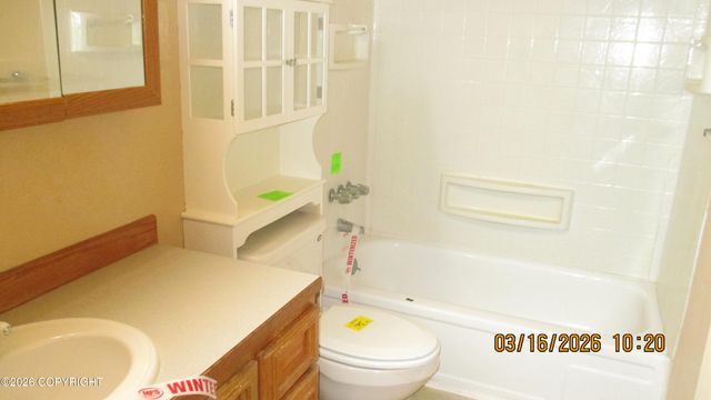 1801 Greendale Drive, Anchorage, AK 99504