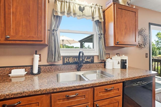 9000 Marchbank Lane, Lewis Center, OH 43035