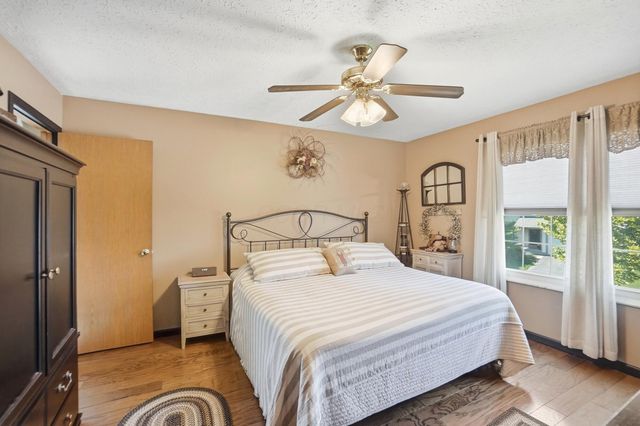 9000 Marchbank Lane, Lewis Center, OH 43035