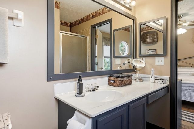9000 Marchbank Lane, Lewis Center, OH 43035