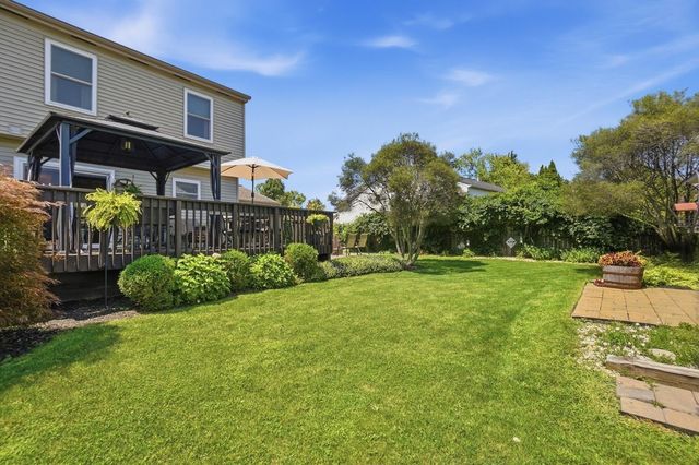 9000 Marchbank Lane, Lewis Center, OH 43035