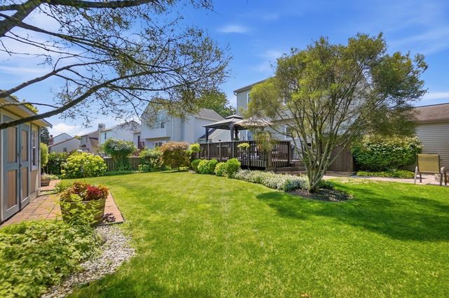 9000 Marchbank Lane, Lewis Center, OH 43035