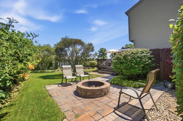 9000 Marchbank Lane, Lewis Center, OH 43035