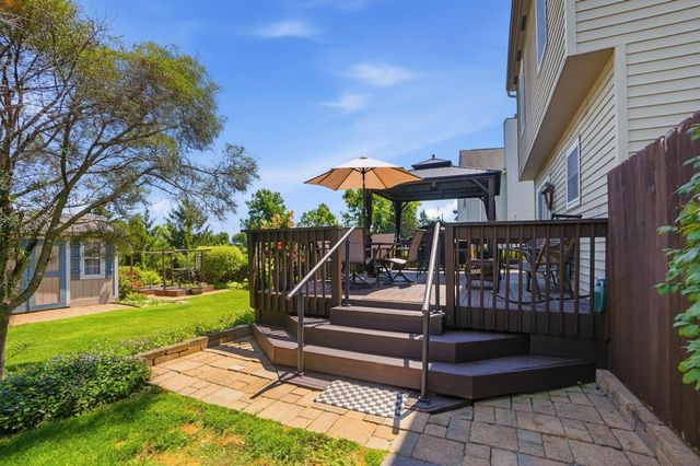 9000 Marchbank Lane, Lewis Center, OH 43035