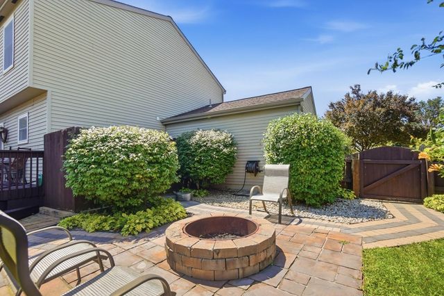 9000 Marchbank Lane, Lewis Center, OH 43035