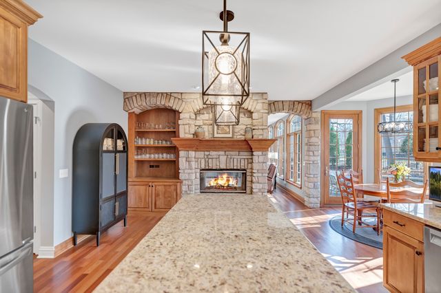 710 Reserve Court, South Elgin, IL 60177