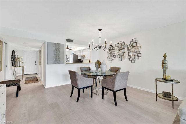 800 Misty Pines CIR 205, Naples, FL 34105