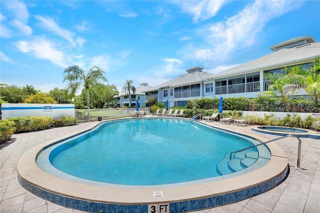 800 Misty Pines CIR 205, Naples, FL 34105
