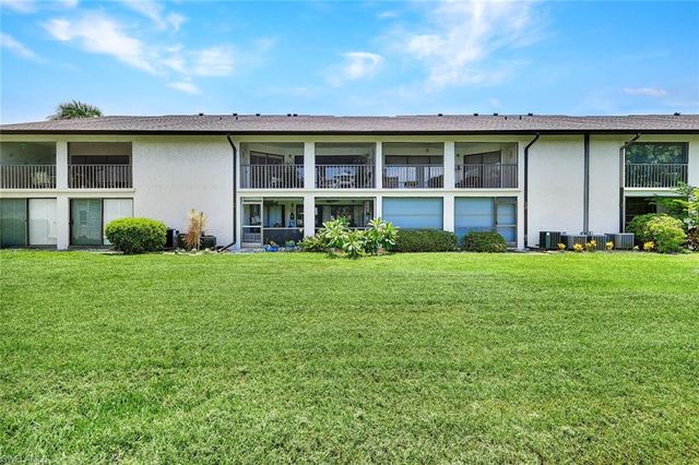 800 Misty Pines CIR 205, Naples, FL 34105