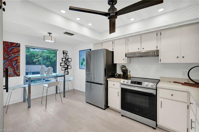 800 Misty Pines CIR 205, Naples, FL 34105