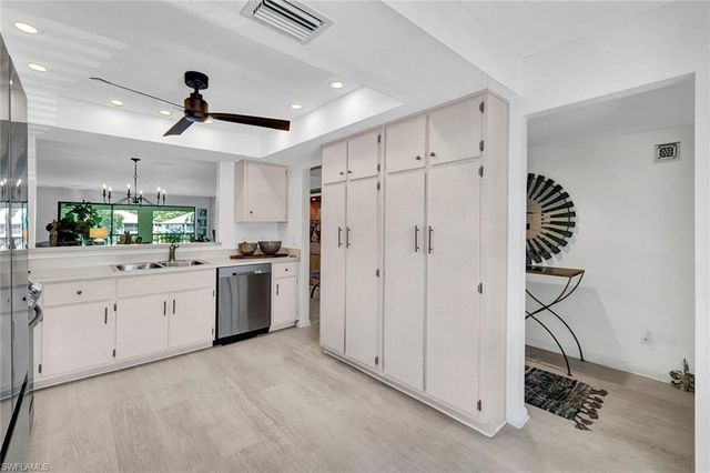 800 Misty Pines CIR 205, Naples, FL 34105