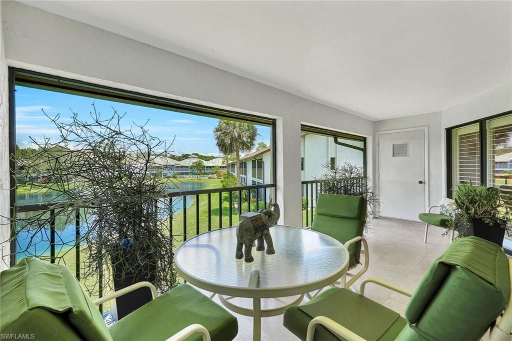 800 Misty Pines CIR 205, Naples, FL 34105