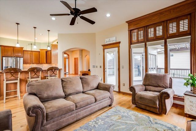 3101 N RED FOX CIRCLE, Wichita, KS 67205