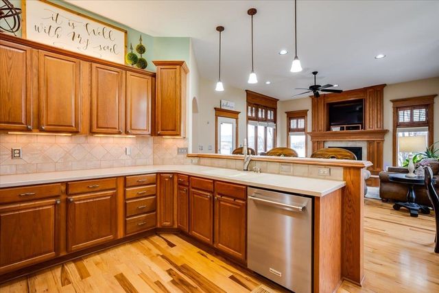 3101 N RED FOX CIRCLE, Wichita, KS 67205