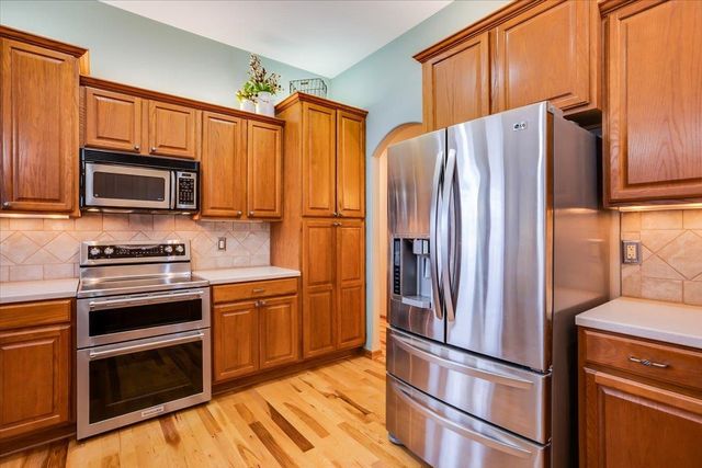 3101 N RED FOX CIRCLE, Wichita, KS 67205