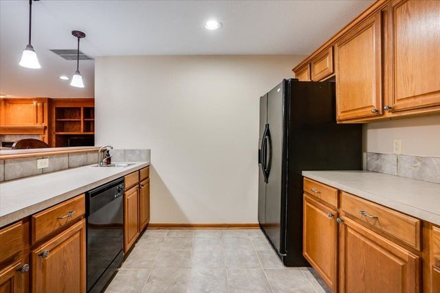 3101 N RED FOX CIRCLE, Wichita, KS 67205