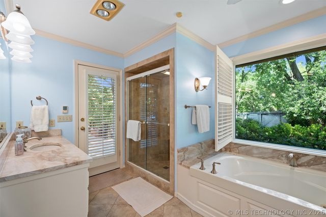 2224 Stonewall Drive, Bartlesville, OK 74006