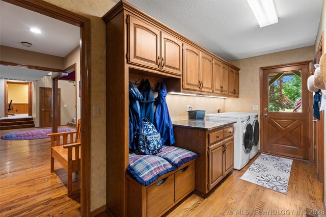 2224 Stonewall Drive, Bartlesville, OK 74006