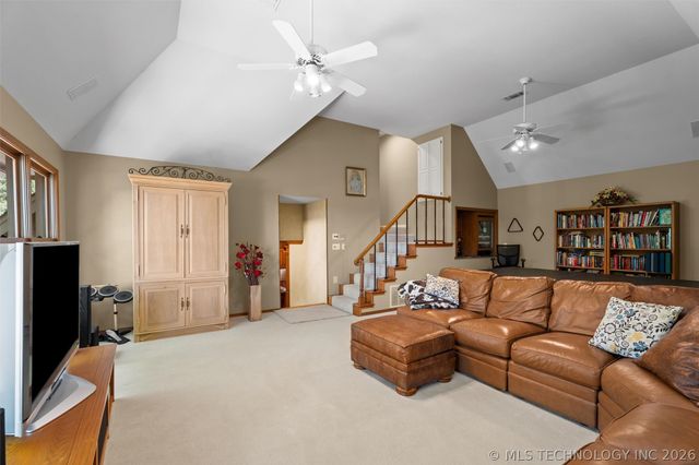 2224 Stonewall Drive, Bartlesville, OK 74006