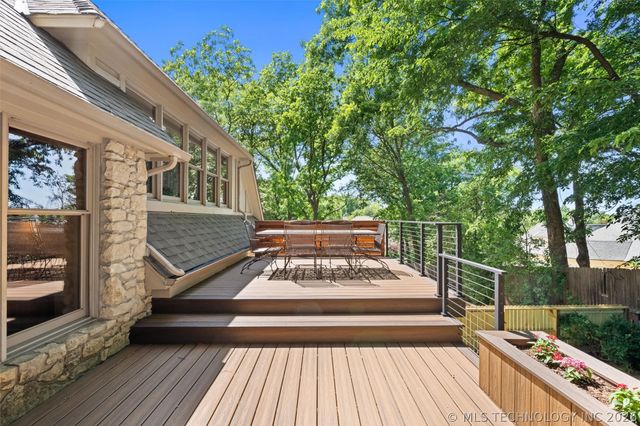 2224 Stonewall Drive, Bartlesville, OK 74006