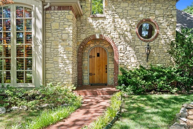 2224 Stonewall Drive, Bartlesville, OK 74006