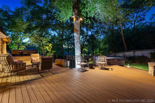 2224 Stonewall Drive, Bartlesville, OK 74006