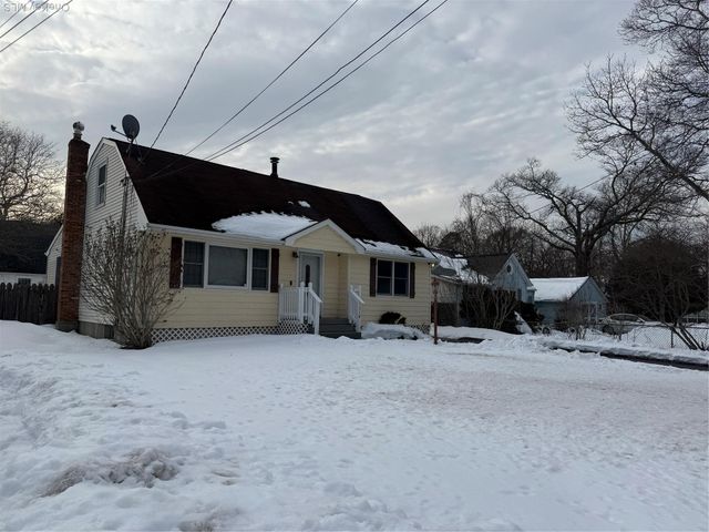 218 Bayview Drive, Mastic Beach, NY 11951