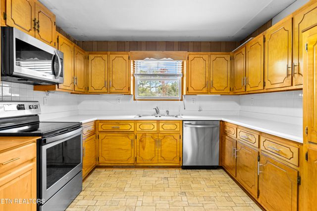218 Doris Lane, Maryville, TN 37803