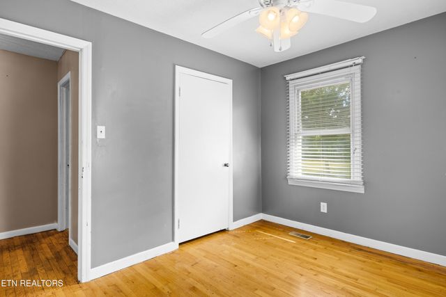 218 Doris Lane, Maryville, TN 37803
