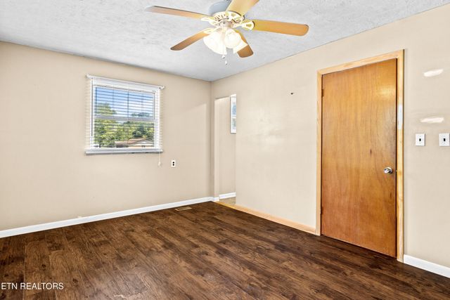 218 Doris Lane, Maryville, TN 37803
