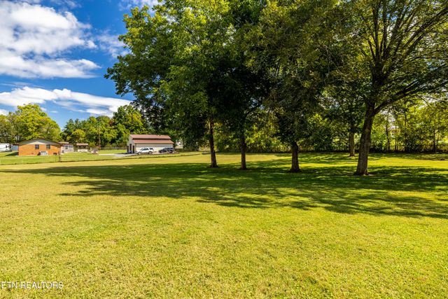 218 Doris Lane, Maryville, TN 37803