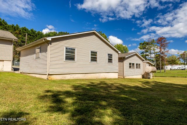 218 Doris Lane, Maryville, TN 37803