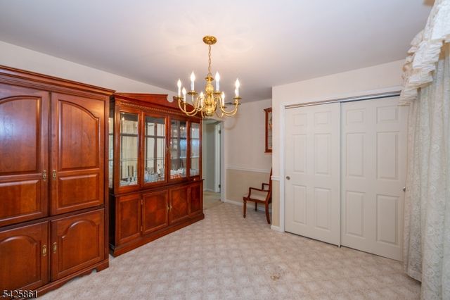 31 Iroquois Trl, Denville Twp., NJ 07834