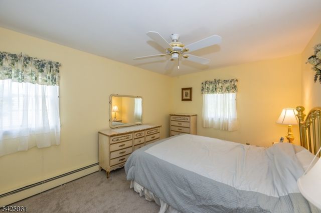 31 Iroquois Trl, Denville Twp., NJ 07834