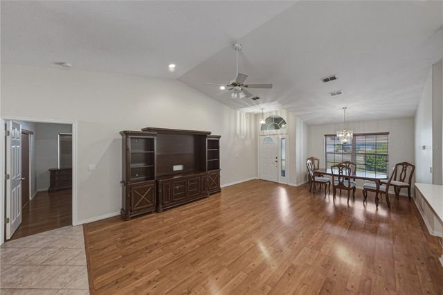 6232 HUNTINGTON DRIVE, Zephyrhills, FL 33542