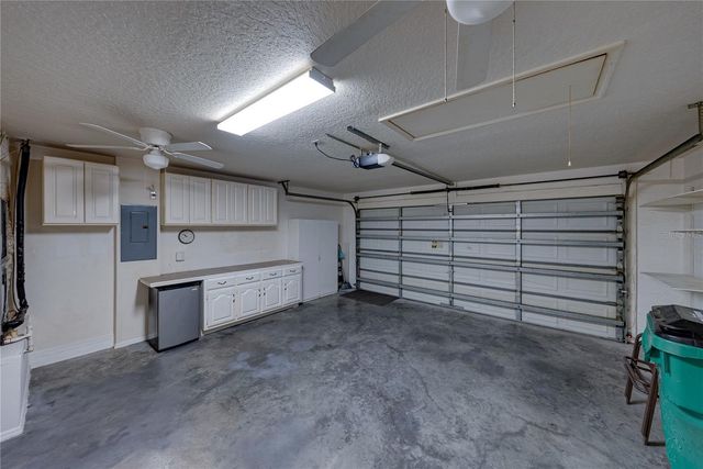 6232 HUNTINGTON DRIVE, Zephyrhills, FL 33542